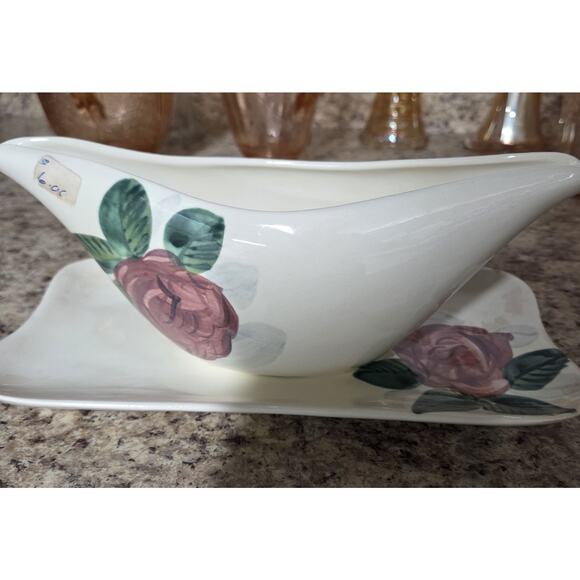 Vintage Red Wing Pottery Lexington Rose Gravy/Sauce Boat Attached Underplate - Picture 1 of 1